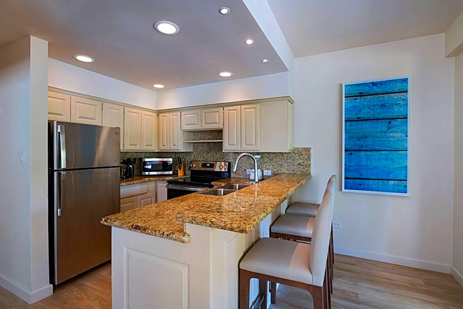 Alaia Belize, Autograph Collection