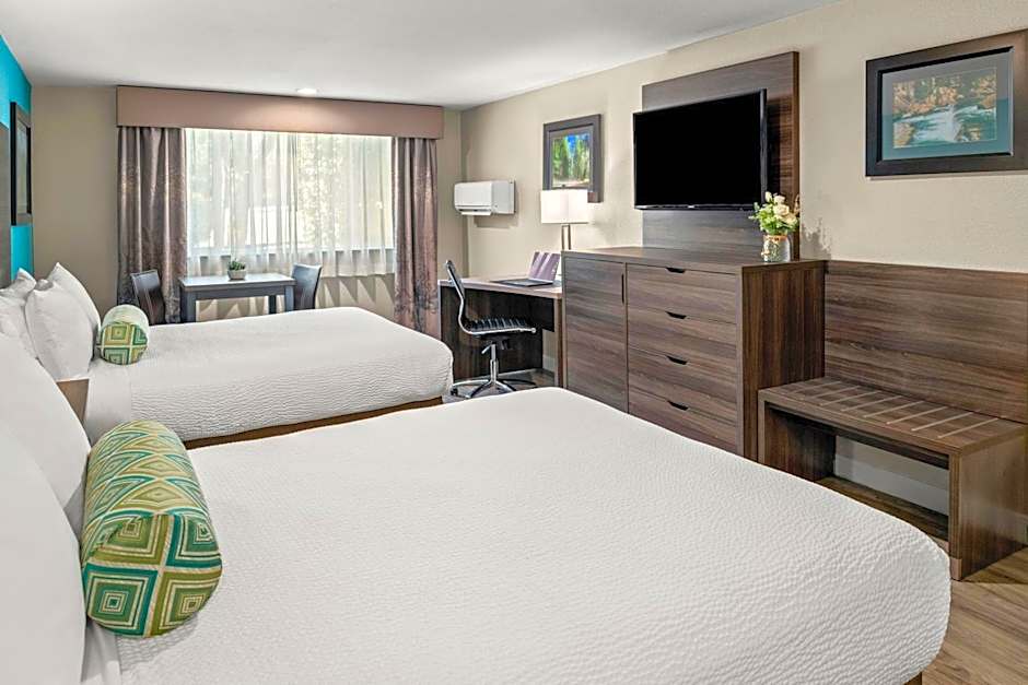 Yosemite Southgate Hotel & Suites
