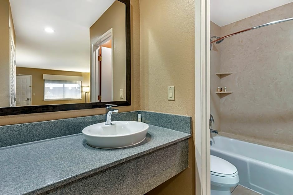 Best Western Plus Inn Scotts Valley