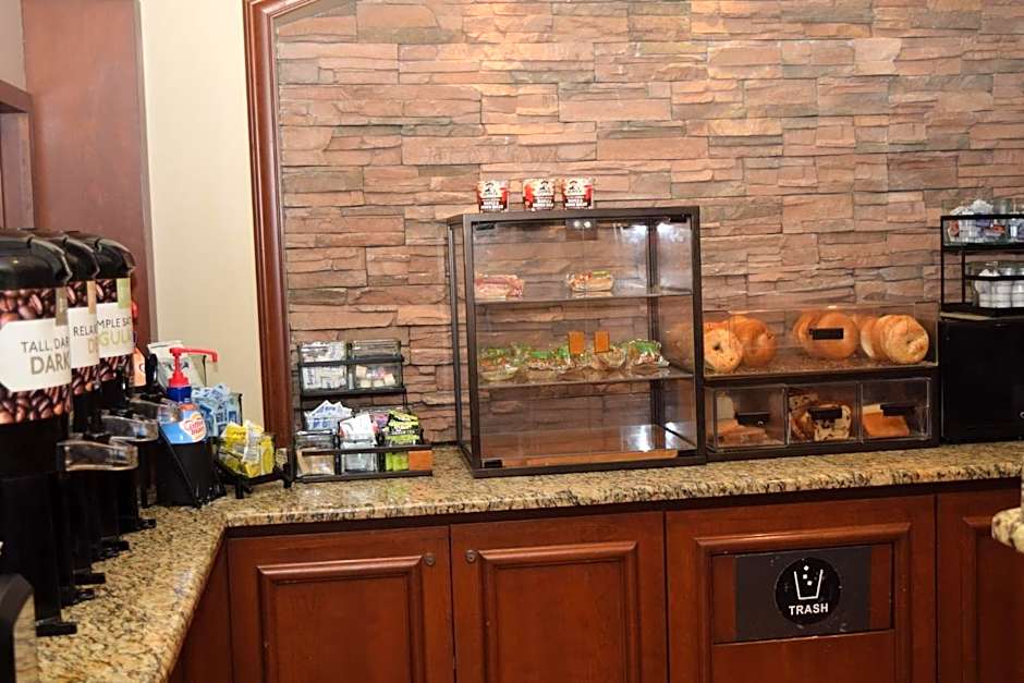 Staybridge Suites Syracuse Liverpool By IHG