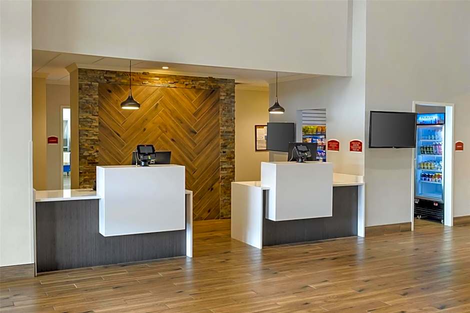 Best Western Plus Elizabethtown Inn & Suites