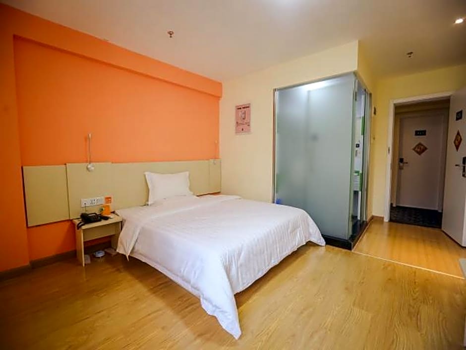 7 Days Inn Yunfu Bus Terminal Yihua International Plaza