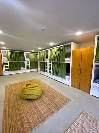 Bed in 10-Bed Mixed Dormitory Room