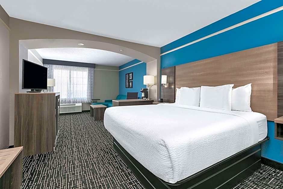 La Quinta Inn & Suites by Wyndham Weatherford