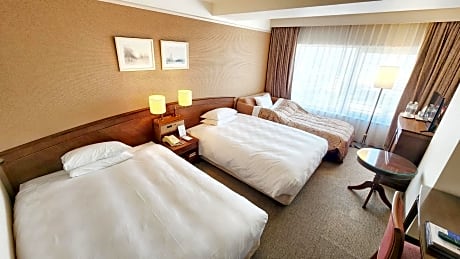 Triple Room - Non-Smoking