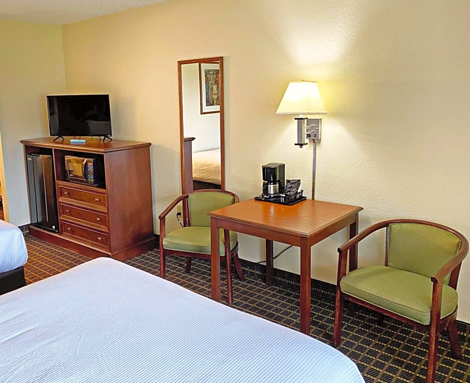 Roadstar Hotel Zephyrhills