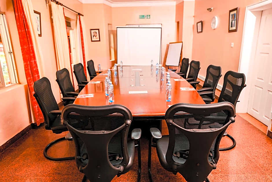 Eureka Place Hotel Kampala