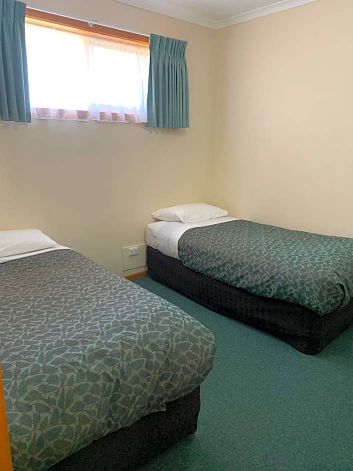 Arthur Phillip Motor Inn