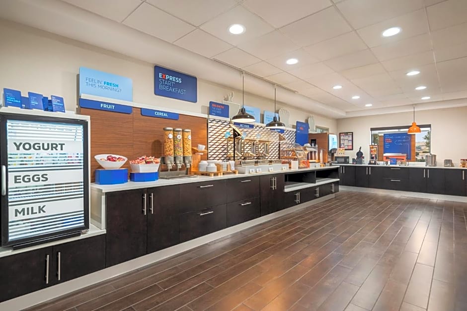 Holiday Inn Express Hotel & Suites McDonough By IHG