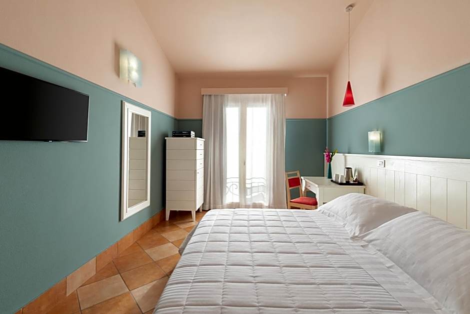 Marin Hotel