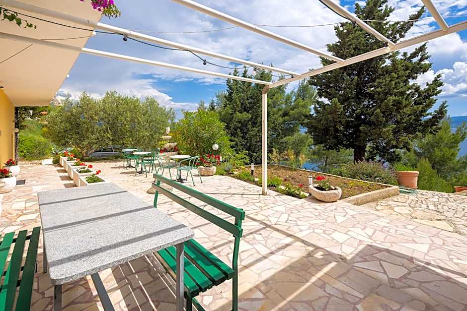 Adriatic Blue Apartments