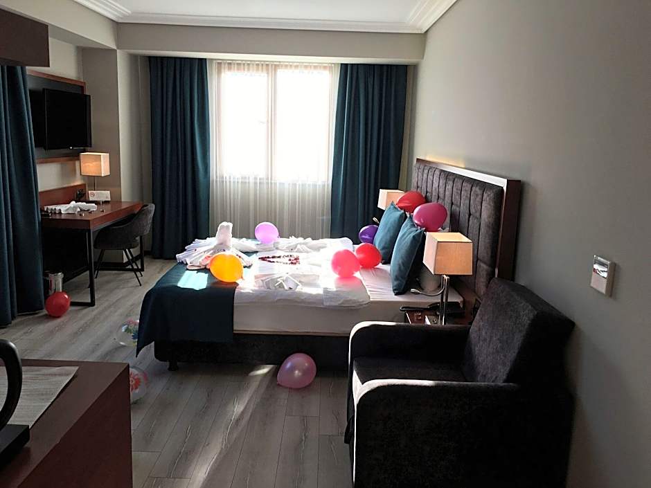 Grand Vaves Otel