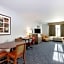 La Quinta Inn & Suites by Wyndham Omaha Airport Downtown