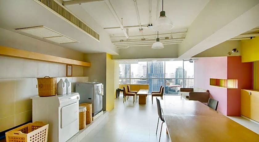 Urbana Langsuan Bangkok