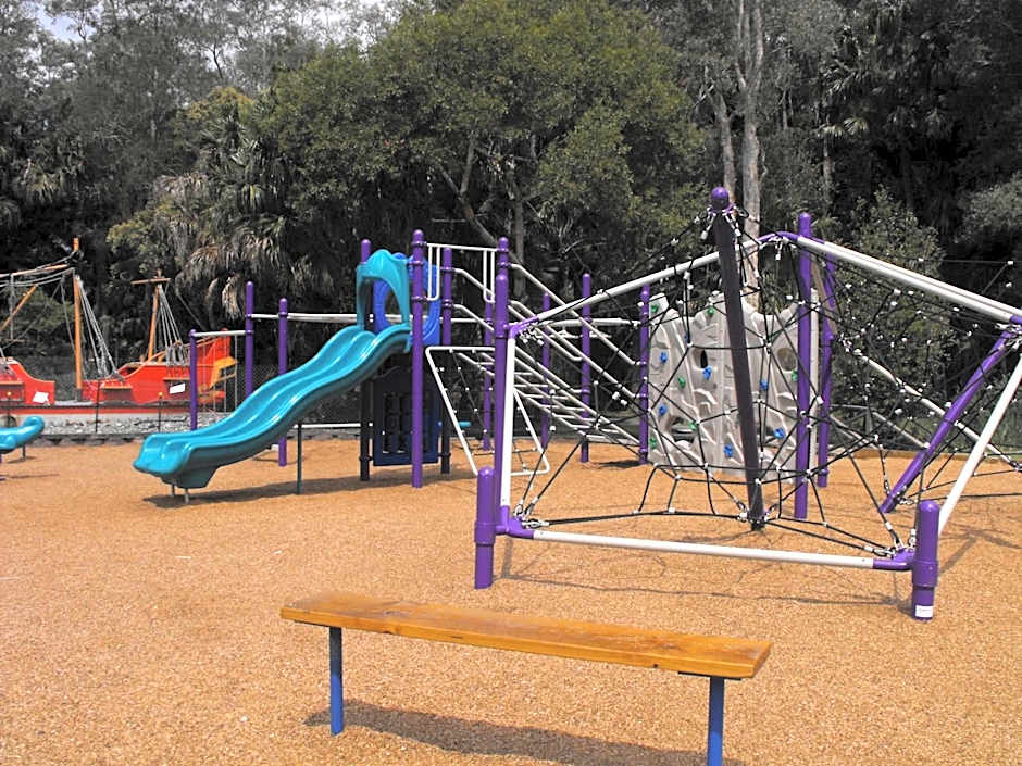 Smugglers Cove Holiday Village