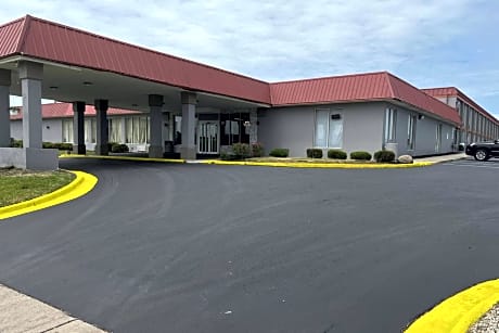 Days Inn & Suites by Wyndham Springfield OH