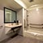 Travelodge by Wyndham LAX South