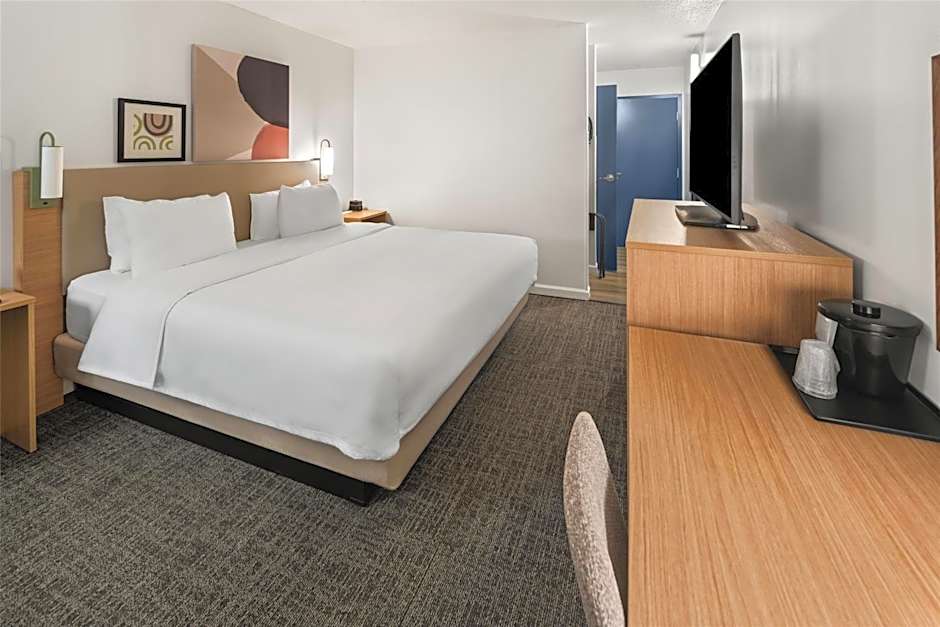 Spark by Hilton Waldorf