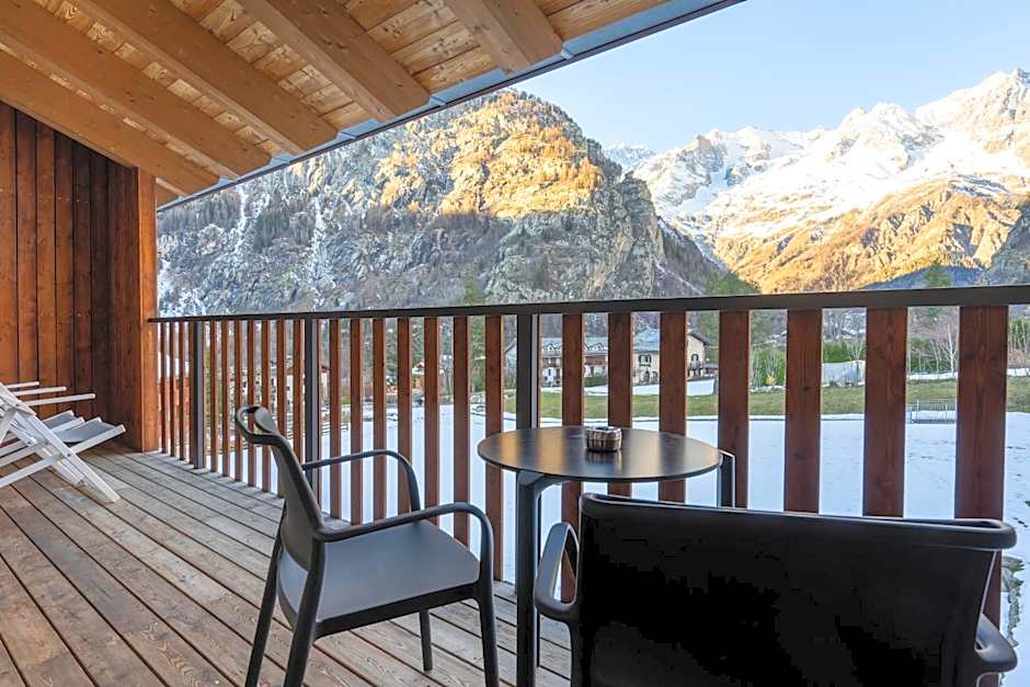 Grand Hotel Courmayeur Mont Blanc, by R Collection Hotels