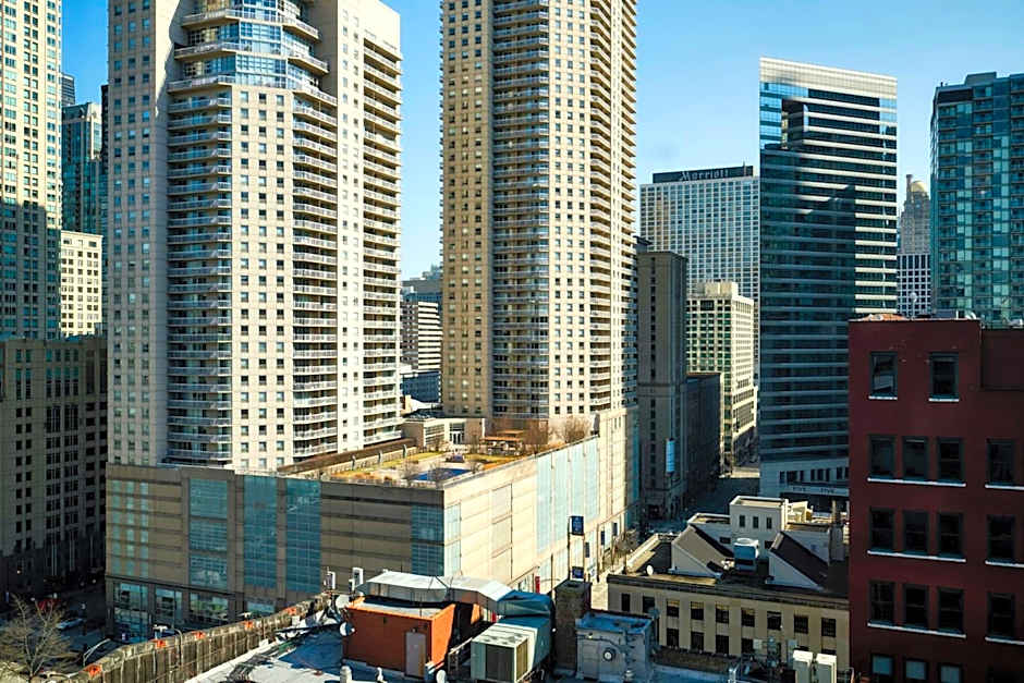 Aloft Chicago Downtown River North