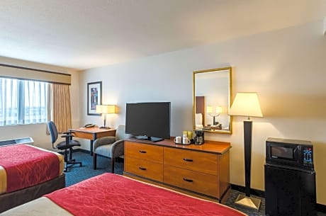 Queen Room with Two Queen Beds - Accessible/Non-Smoking