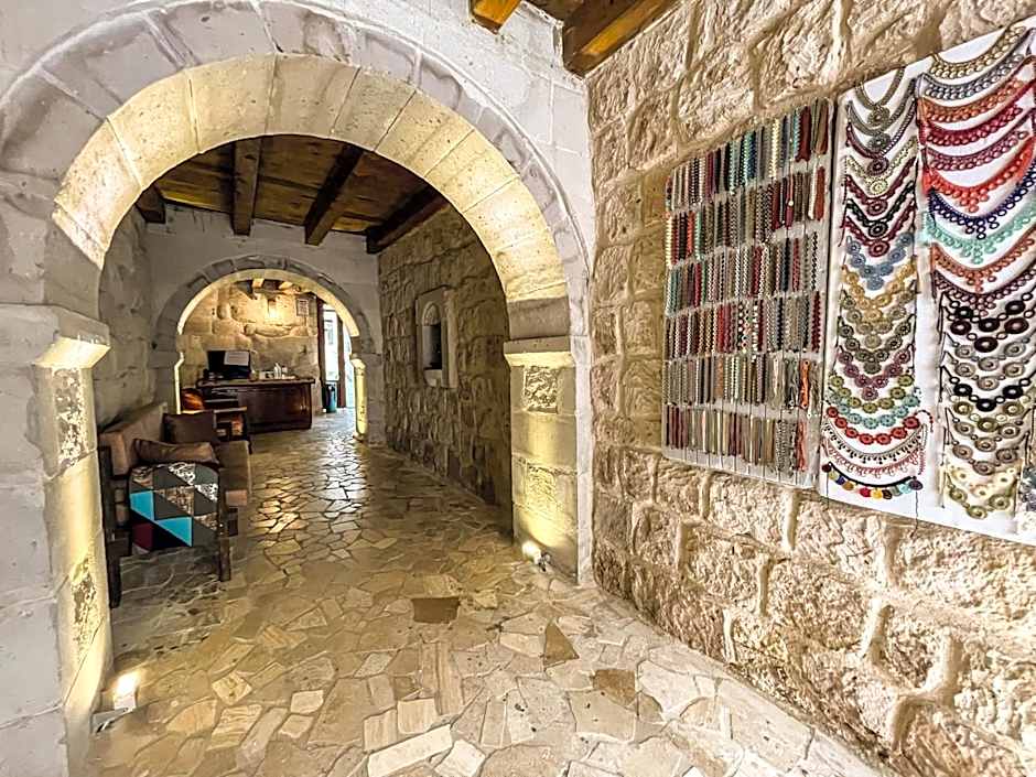 Takunya Cave Hotel