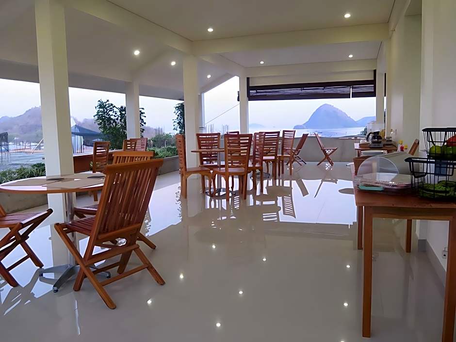 Komodo Lodge