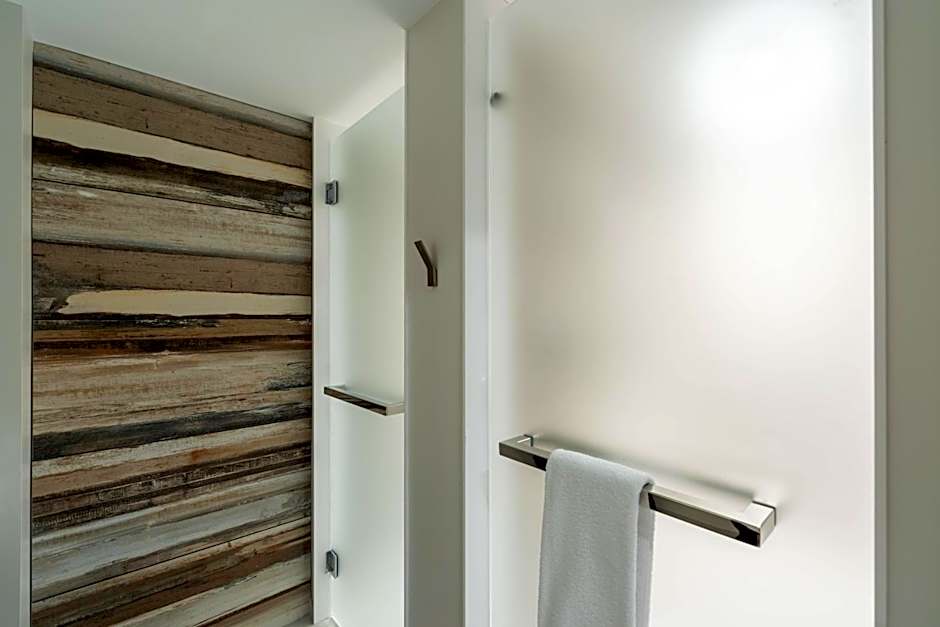 The Row Hotel at Assembly Row, Autograph Collection by Marriott