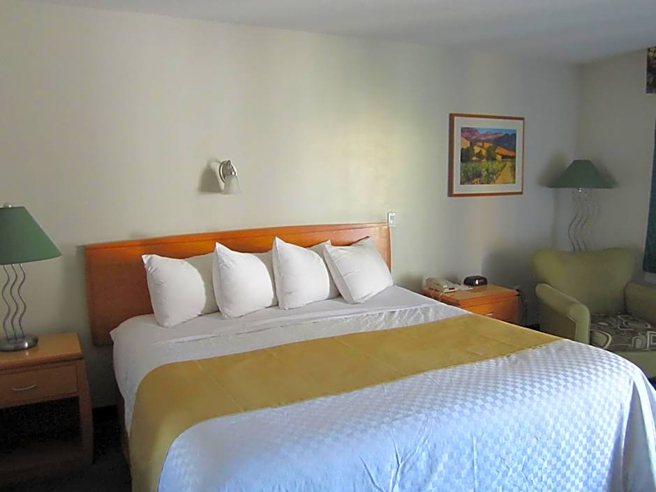 Ramada Limited Merritt