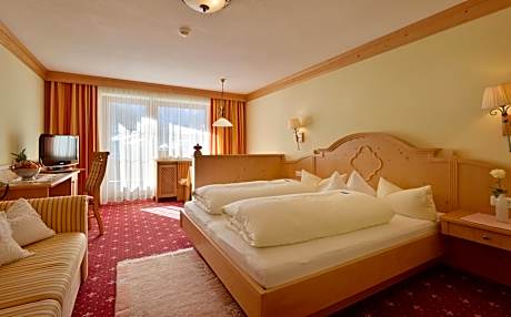 Family Room with Shower