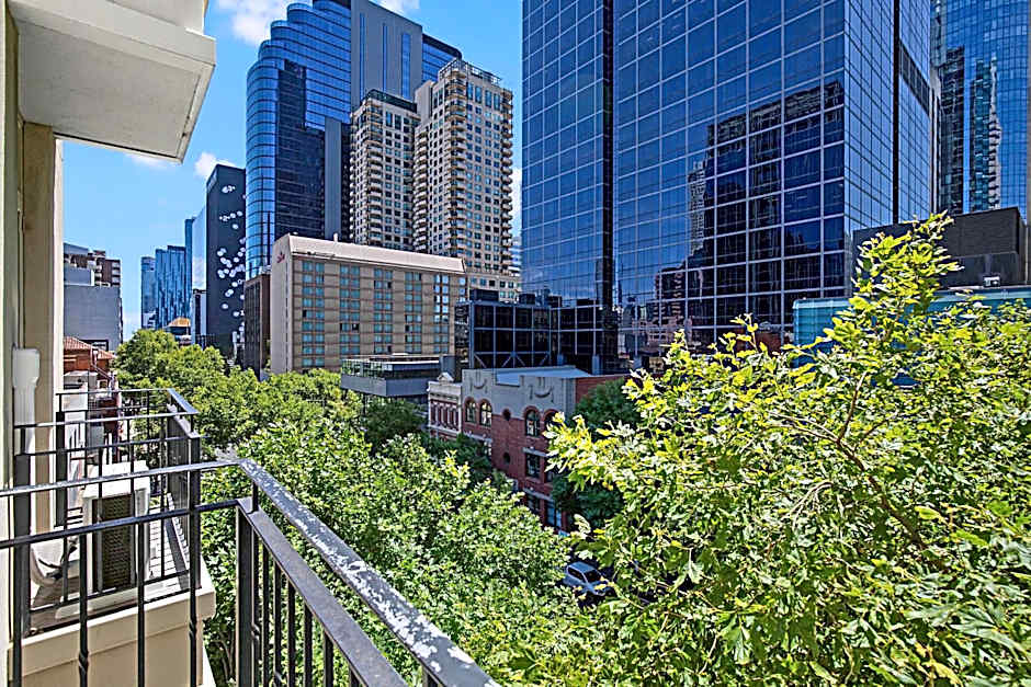 Comfort Apartments Melbourne Central
