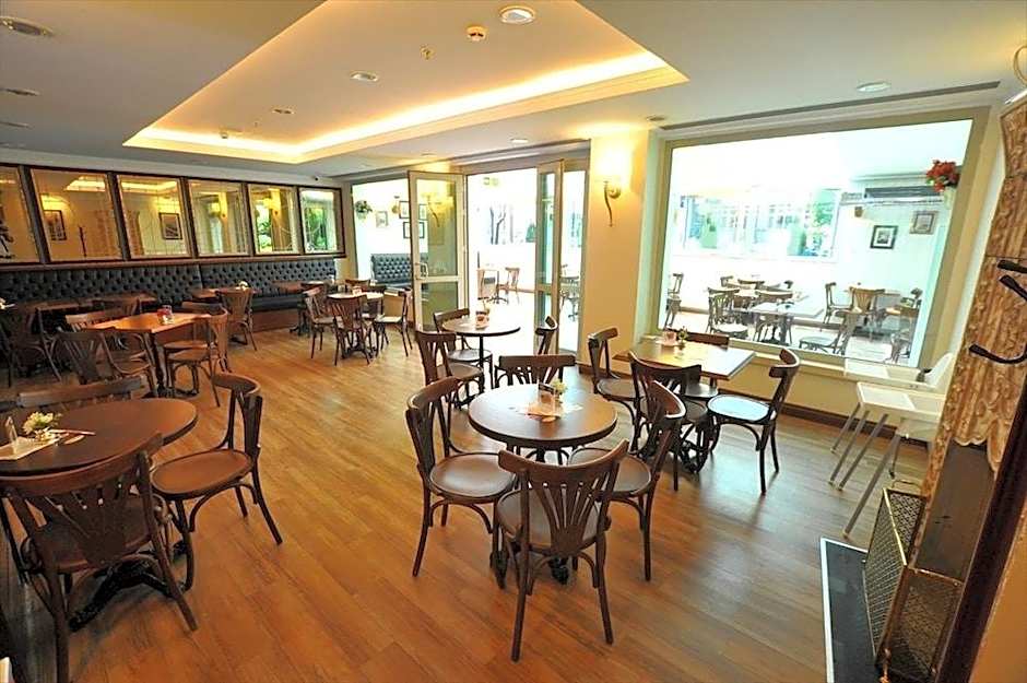 Midas Hotel