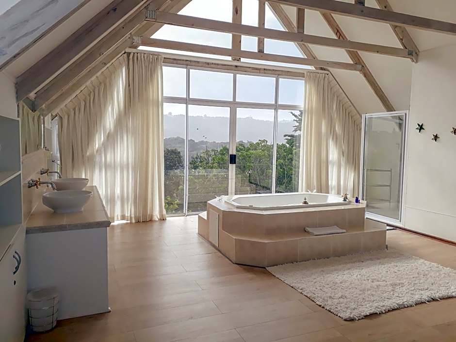 Whales Way Ocean Retreat