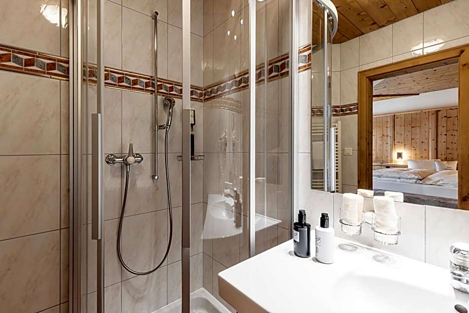 Hotel Baer & Post Zernez