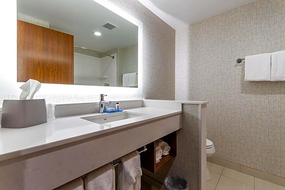 Holiday Inn Express and Suites Chilliwack East By IHG