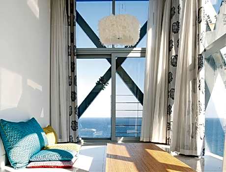 Grand Presidential Suite