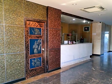 Seongsanpo Sky Hotel