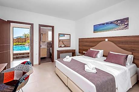 2 Bedroom Villa with Pool