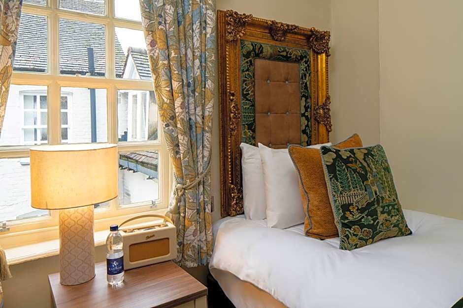 The Warwick Arms Hotel - The Coaching Inn Group
