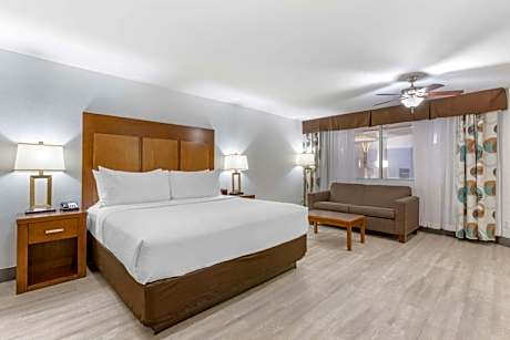 King Room with Sofa Bed and Balcony - Second Floor