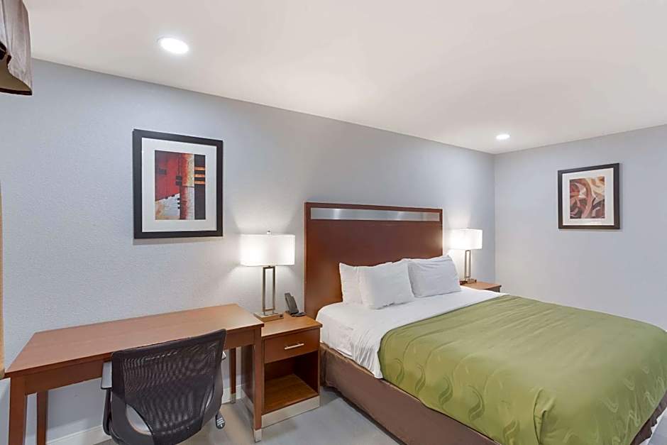 Quality Inn Redding near I-5