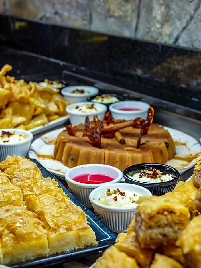 Paleo ArtNouveau Hotel - Adults Only