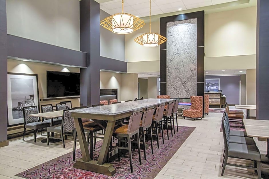 Hampton Inn By Hilton & Suites Reno/Sparks