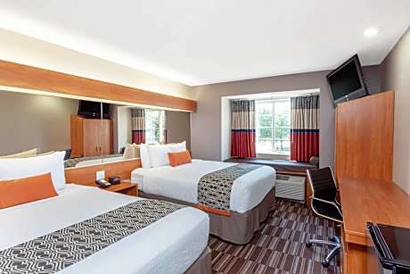 Queen Room with Two Queen Beds - Non-Smoking