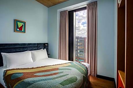 2 Bedroom Beckett Suite