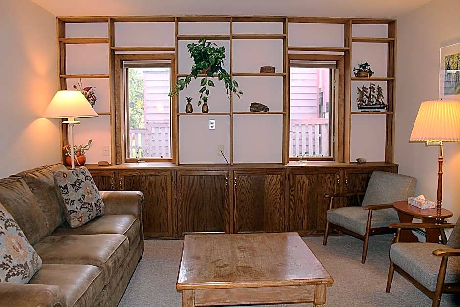 Shadow Mountain Lodge