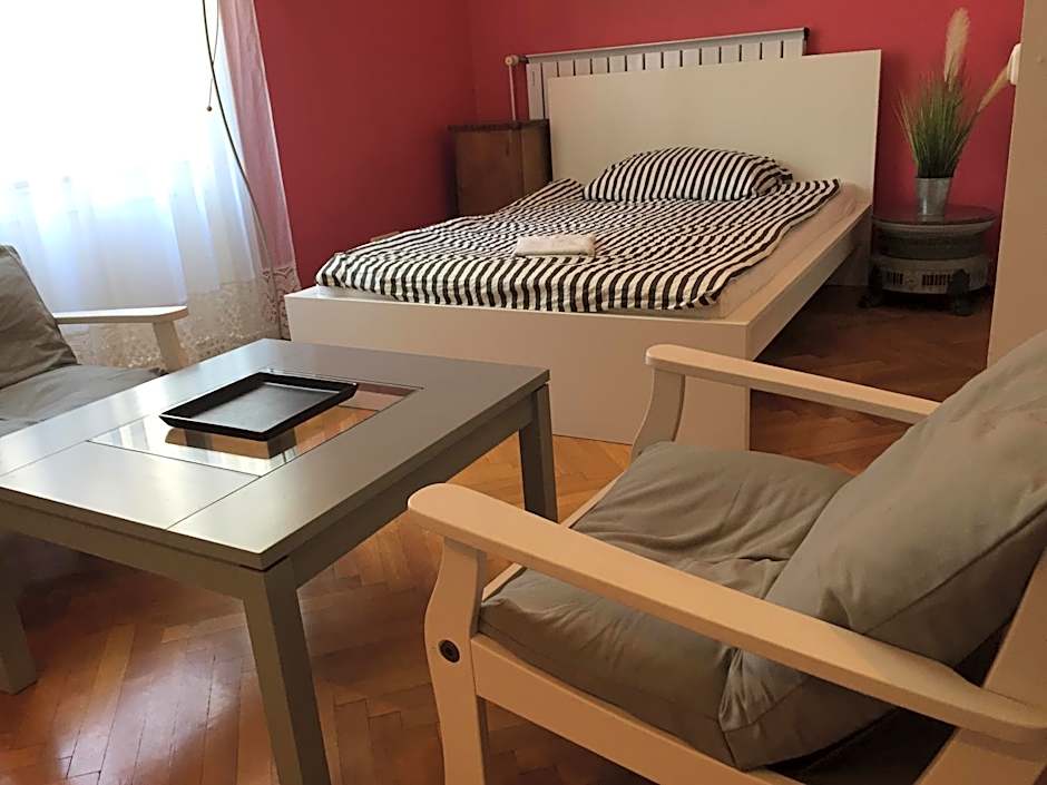 Zen Hostel by Central Market
