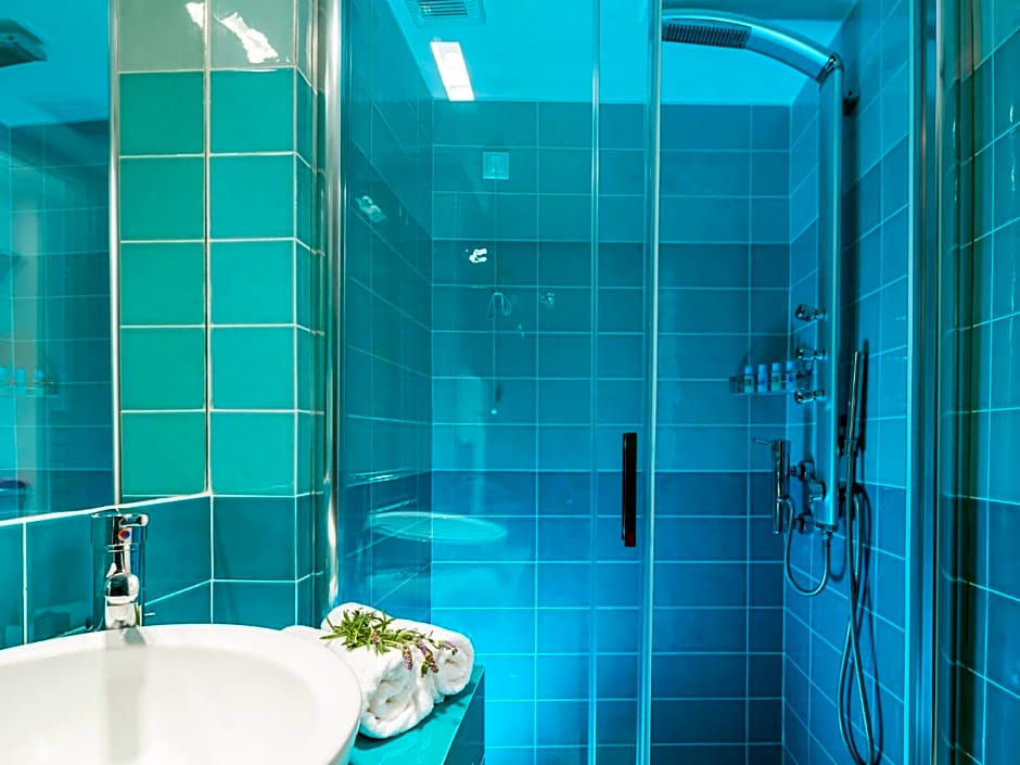 Paradise Design Apartments