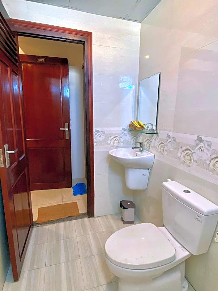 Hoàng Ngân Hotel