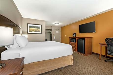 King Room with Balcony